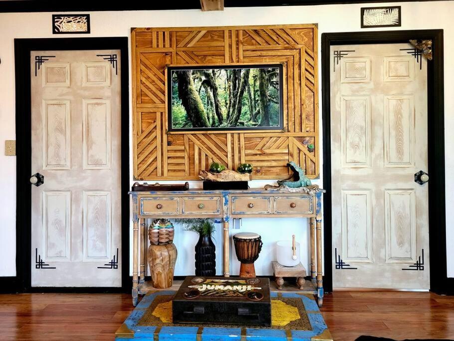 Villa Cozy Af Jungle-House Hideaway Tampa Esterno foto